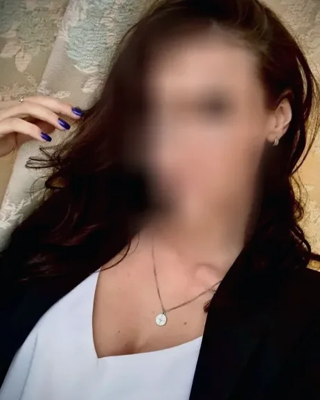Bianca, 33