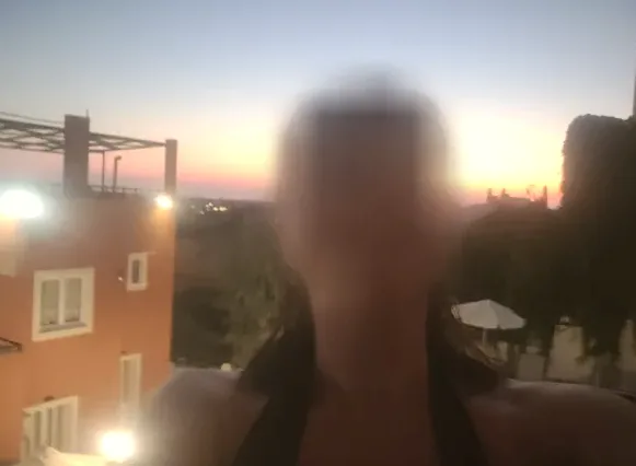 Emina, 38