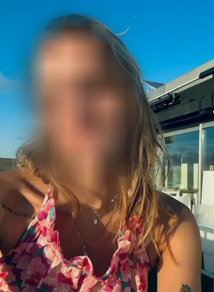 Jovana, 29