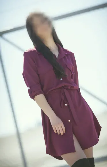 Nadia, 31