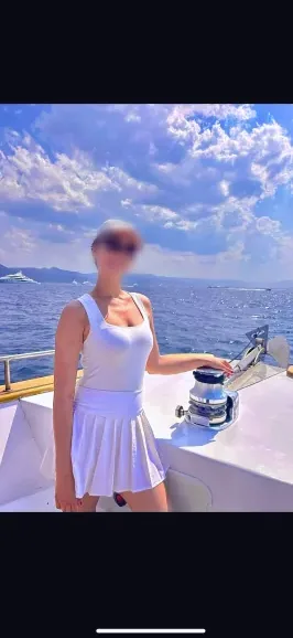 Winnie, 33