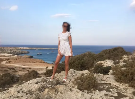 Sarah, 34